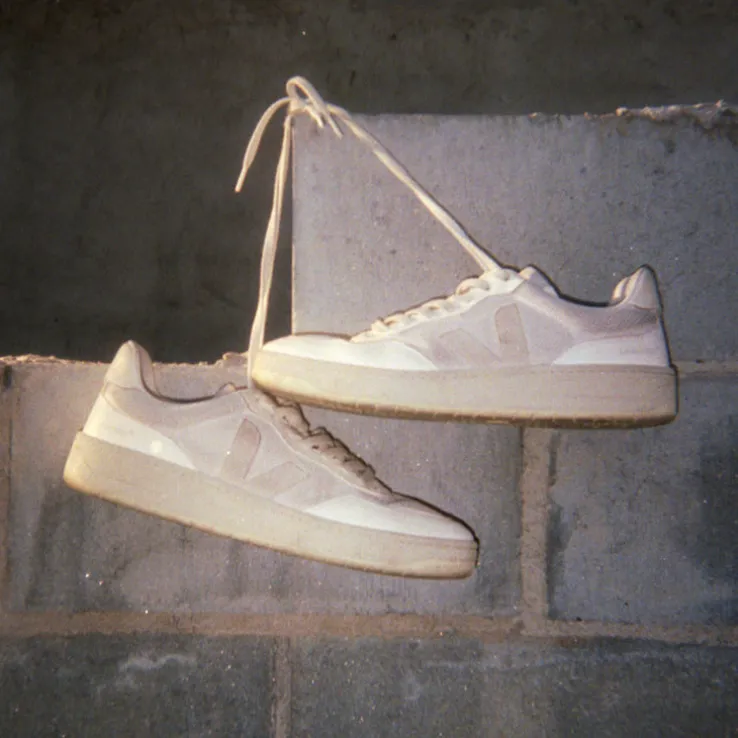 VEJA x Asphaltgold V-90